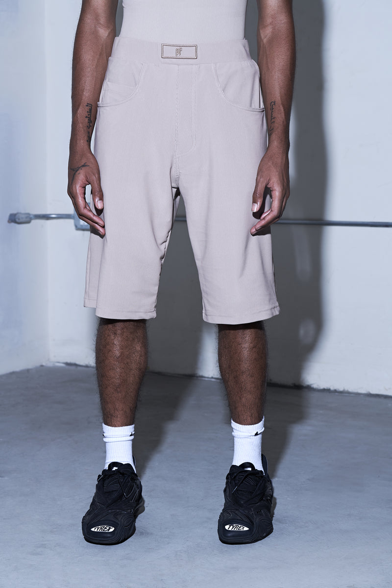 The Perfect “OVERSIZED” Short